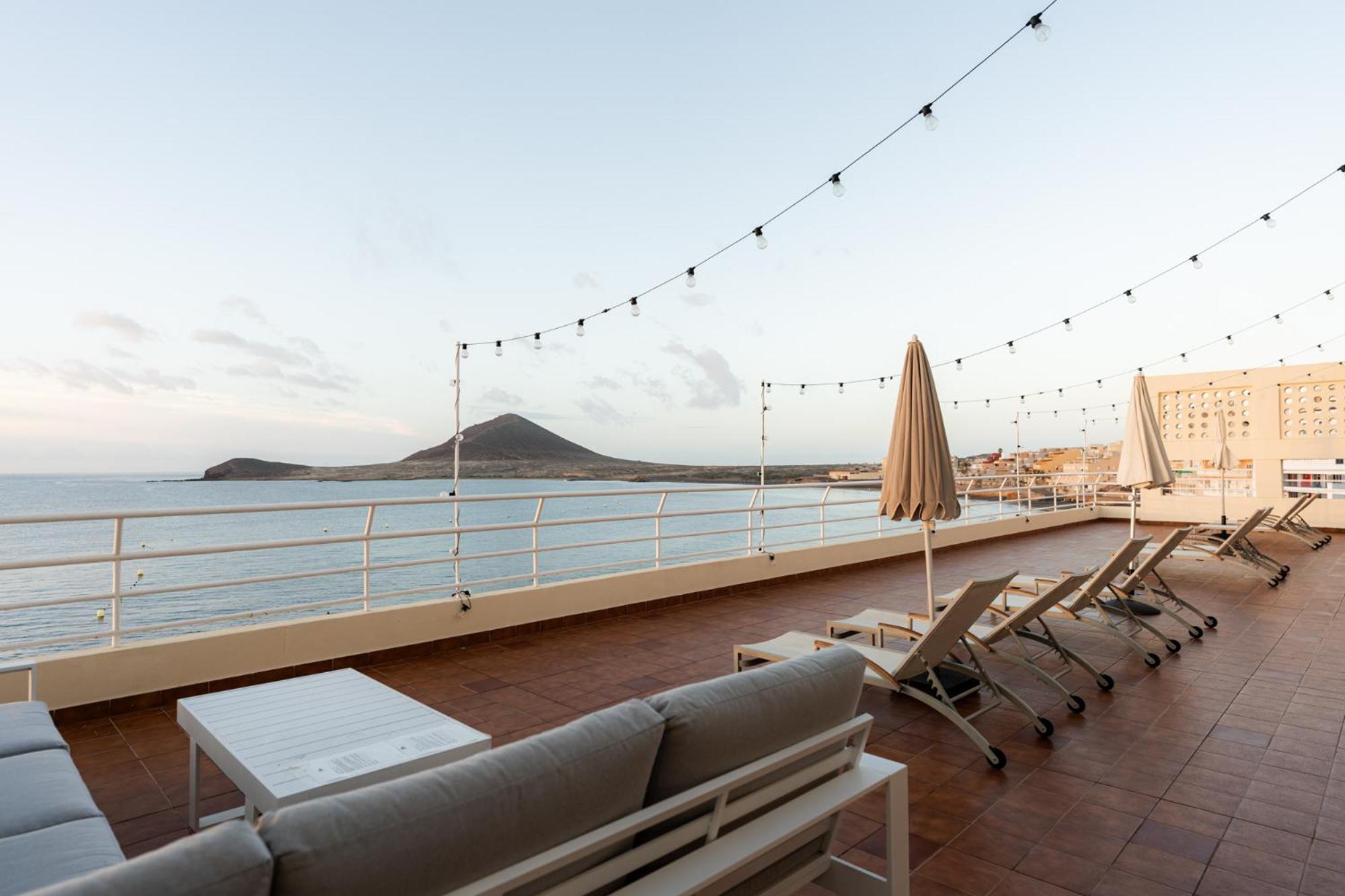Hotel Medano Exterior photo