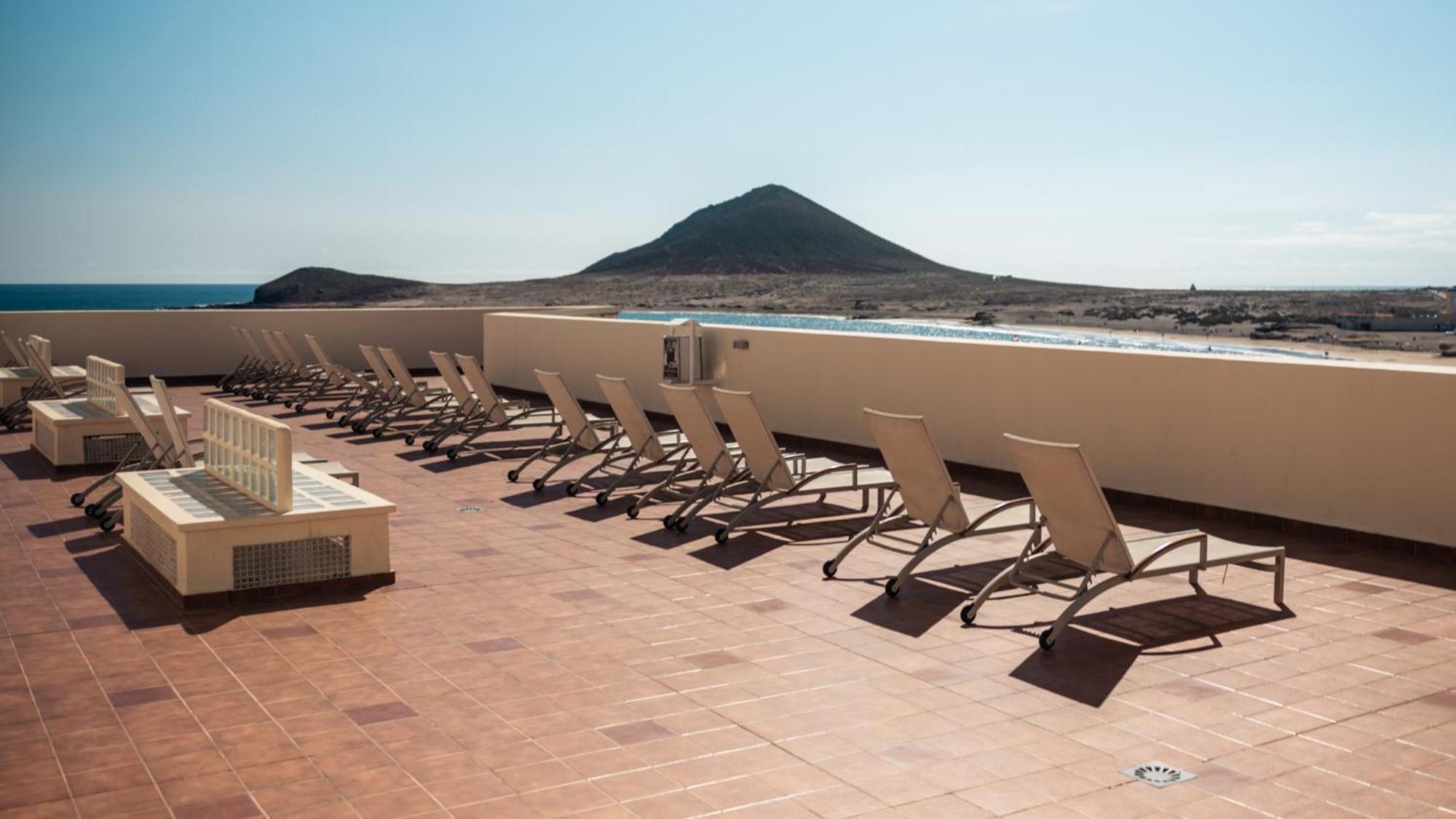 Hotel Medano Exterior photo