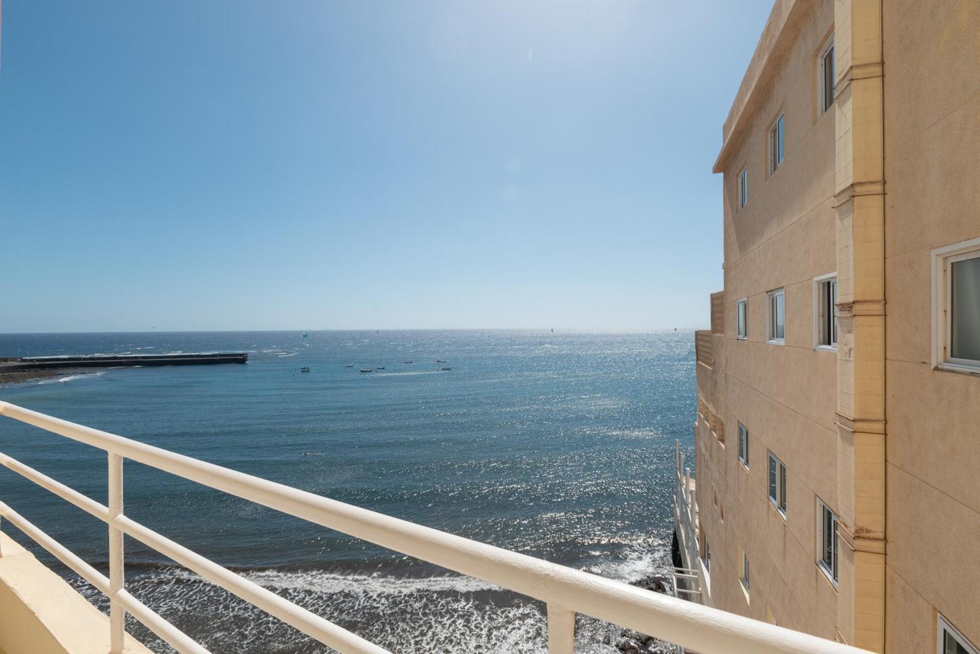 Hotel Medano Exterior photo